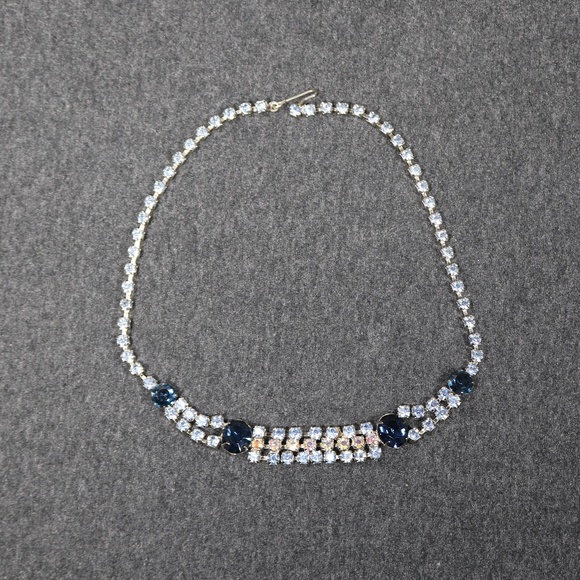 Vintage Jewelry Vintage Costume Jewelry Blue Rhinestone Necklace